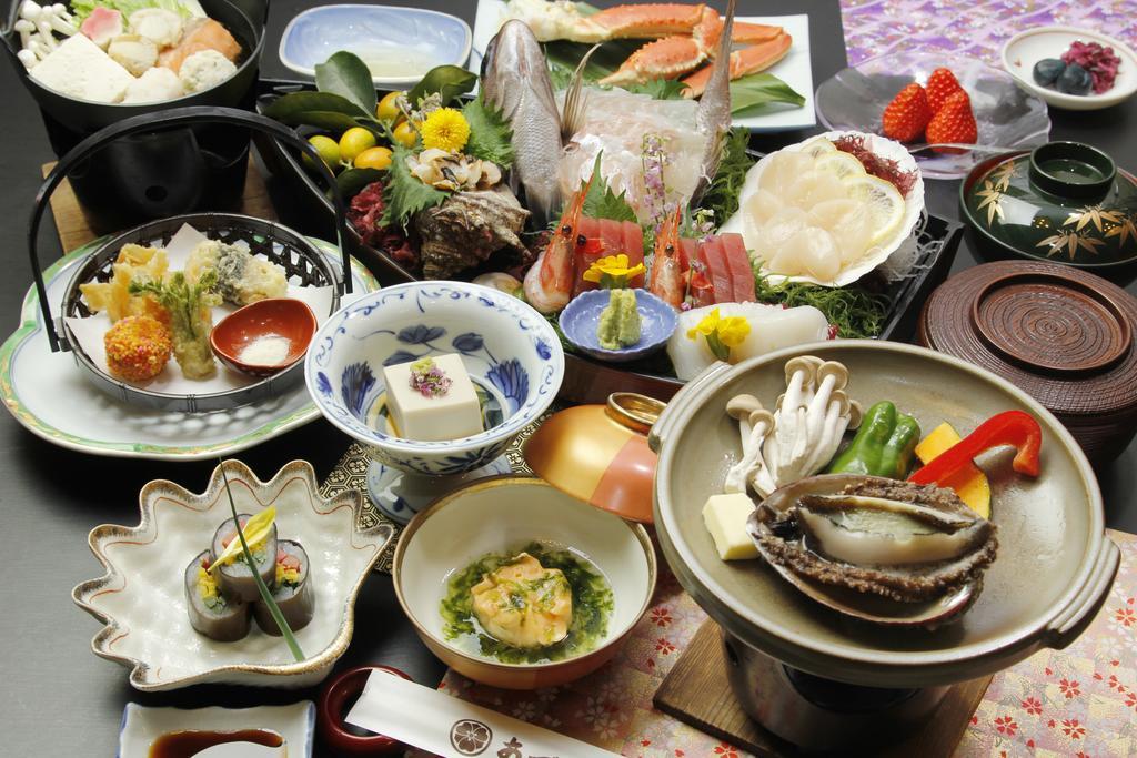 מלון איזונוקוני Izunagaoka Onsen Azumaya מראה חיצוני תמונה